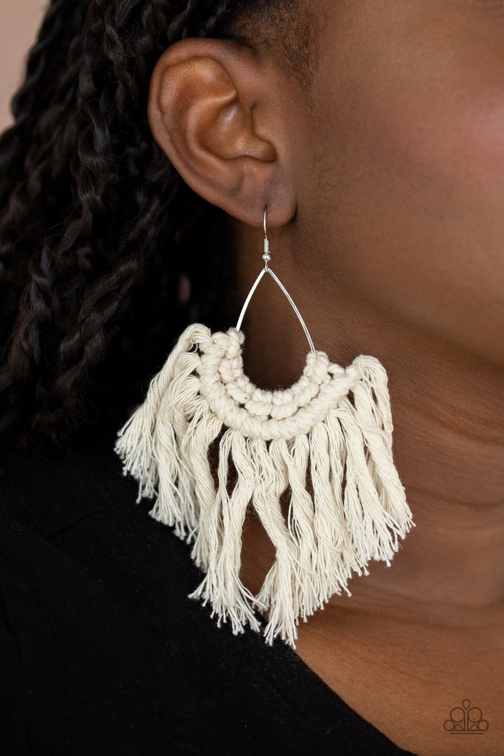 Wanna Piece of MACRAME? - White Earring