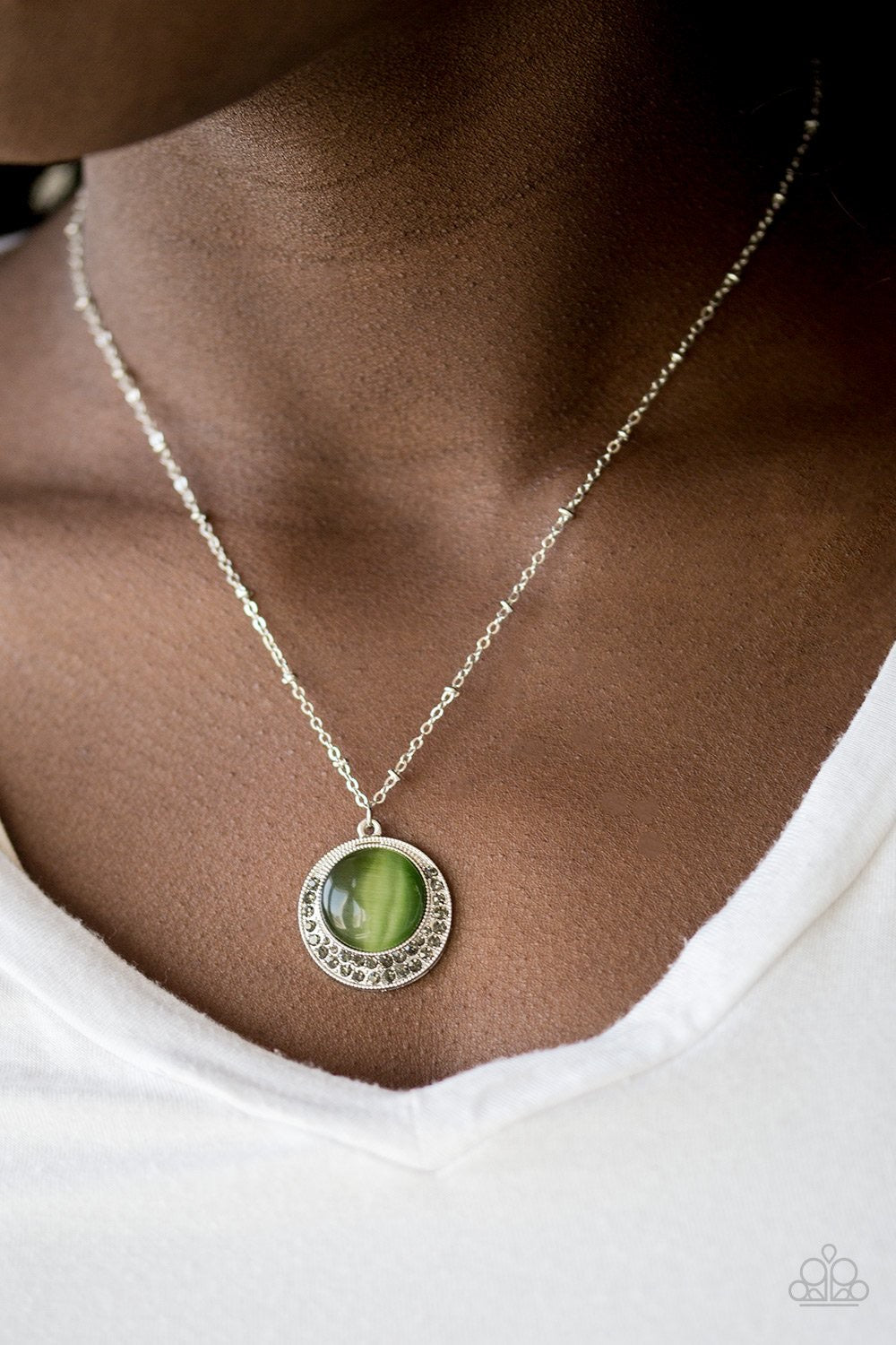 Dream Girl Glow - Green Necklace