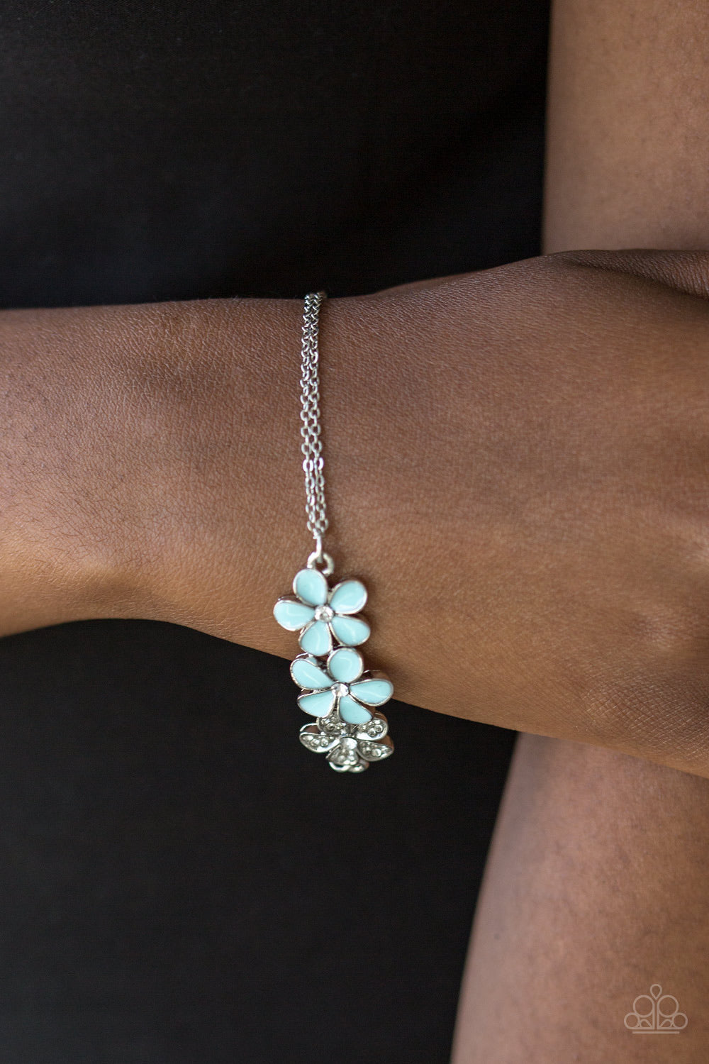 Flowering Fiji - Blue Bracelet